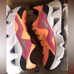 Women’s Nike RYZ 365